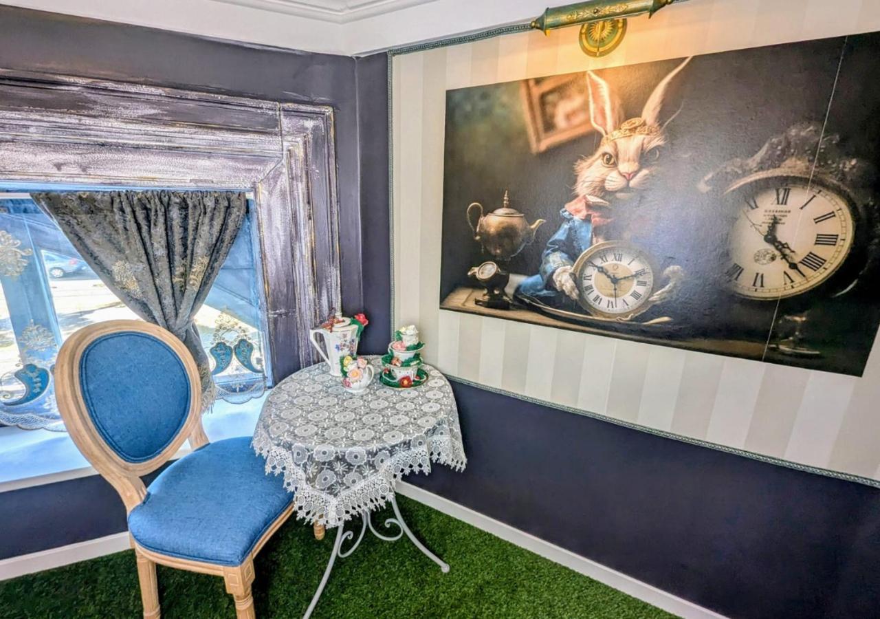 Experience Unique, Themes & Jeux A Strasbourg, En Duplex * Straßburg